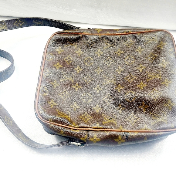 Vintage Louis Vuitton Shoulder Bag - Picture 6 of 8